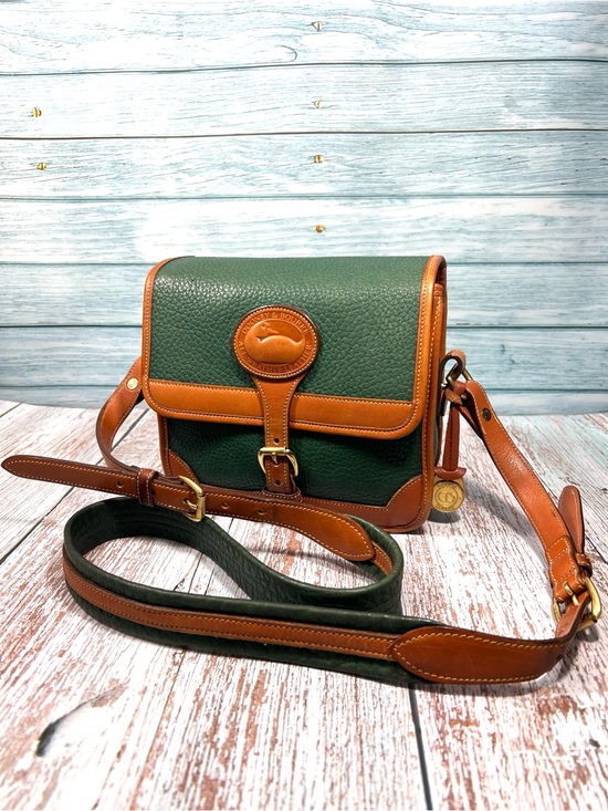 Dooney & Bourke Handbags - 🦆 DOONEY & BOURKE AWL R94 SMALL SURREY TAN & FIR GREEN PEBBLED LEATHER CROSSBODY
